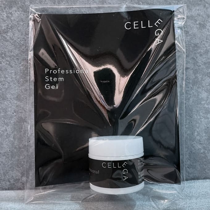 CELLEGA（セレーガ）Professional Stem Gel（プロフェッショナル ステムゲル）ミニサイズ 8g